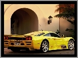 Saleen S7, Spojler